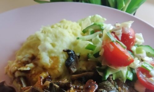 Ahjukala peekoni ja seentega