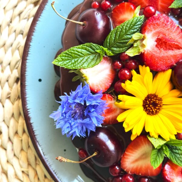 Domino toorjuustutort kirssidega